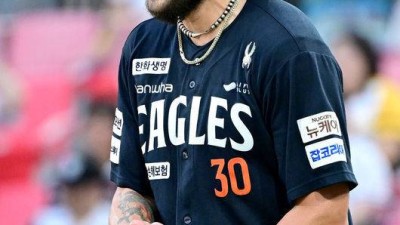 ‘진짜 우승 적기인가’ 한화 10승 좌완마저 격파! KT 잡고 7연승 선두 독주…폰세 12연승+채은성 쐐기포 쾅 [수원 리뷰]