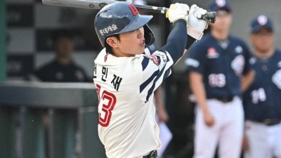 ‘병살타 5개’ 롯데, 트레이드 복덩이 라인업 빠졌다. 이호준 유격수 선발 출장