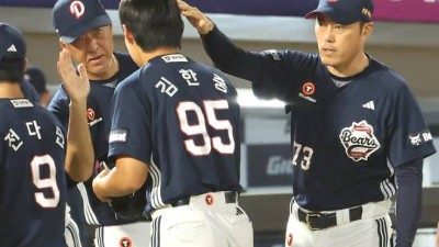 '이승엽 경질 이후 40여 일' 두산 감독 대행은 선수들에게 90점을 매겼다