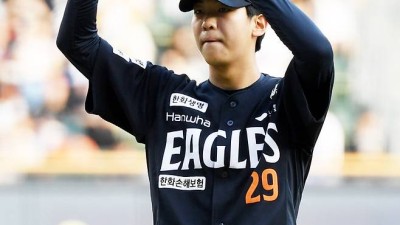 버리는 게임 없다! 한화, 황준서 붕괴 → 2회부터 투수교체. 78억 엄상백 롱맨 출격