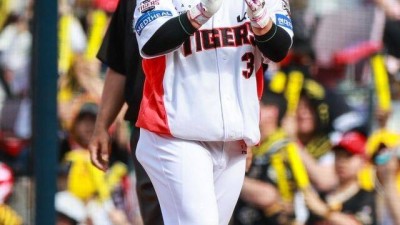 '스윕패는 안 돼' KIA 또 중심타선 변화 줬다, '2G 연속 침묵' 위즈덤 2번-김선빈 5번... 이우성 말소 [MD광주]