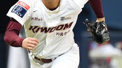 '와 156㎞' 국내 원톱의 귀환, 이러면 2026년 WBC 모른다?…토미존 수술 여파는 없다