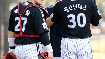 이 더위에 볼볼볼.. LG 에르난데스, 32구-27구-24구 → 3이닝 4볼넷 3실점. 조기 강판