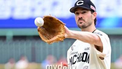 한화전 패패패패 실화냐…157km KKKKKK도 소용없었다, ERA 2위 외인은 왜 한화만 만나면 웃지를 못할까 [MD대전]