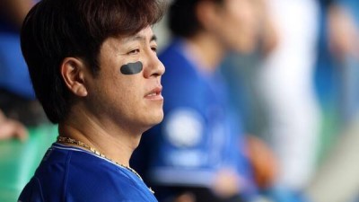 강민호 떠나면 어쩌려고? '타율 0.131'에 수비 불안, 백업 포수 고민 휩싸인 삼성…롯데 '나나랜드' 악몽 대구에서 되살아나나