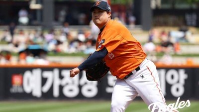 '이럴수가' 김광현과 맞대결 부담됐나… 류현진, 1회에만 5점 주고 2회 교체