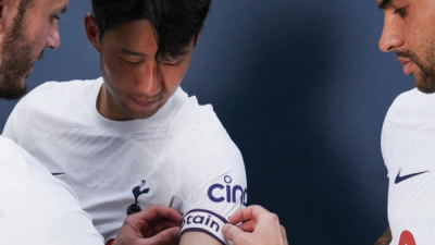 손흥민 MLS 이적설 뜨자마자…프랭크 감독이 선택한 캡틴은 ‘로메로 아닌 쏘니’