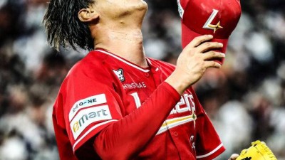 세기의 대결 싱겁게 끝났다, '150km KKK QS' 김광현 웃었다…'1이닝 5실점' 류현진 눈물 [MD대전]