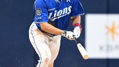 14구 볼넷→슈퍼 캐치→몬스터월 밀어서 넘긴 홈런…1위 한화 무너뜨린 박승규, 역시 '박해민 후계자'