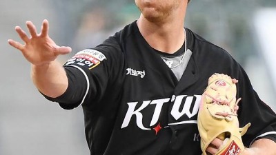 LG 상대 어떤지 봐야한다 걱정했는데 공 76개로 5이닝을 지워버렸다...새로운 마법사의 등장인가