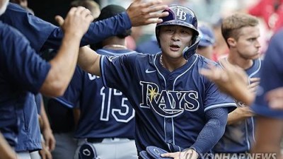 165km 타구 폭발… '부상 복귀' 김하성, 두 번째 타석까지 '1안타+직선타'