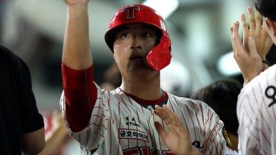 '2군행 야속하네' 눈물의 결승타쳤는데, 감독 직접 면담했다…도영이가 들어오면서