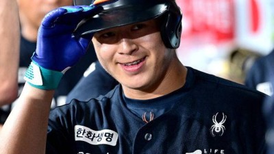 사라진 FA 경쟁자, 나이도 4살이나 더 젊은데…송성문 대박 계약에 노시환도 웃는다?