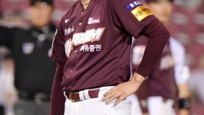 샤워까지 마치고, 차에 탄 선수 끌어내려 벌칙 펑고? 안우진 충격 부상 문제의 그날, 사건의 재구성