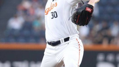 '개막 14연승' 폰세 또 이겼다, 한화 1위 탈환…김서현 연이틀 난조, KT 추격 뿌리치고 '진땀승' [대전 리뷰]