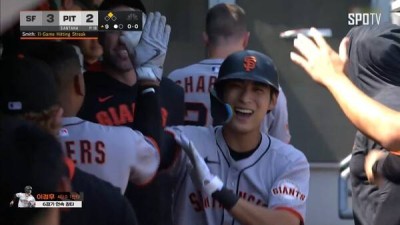 '9회 결승타' 날린 SF 이정후, 6경기 연속 장타 행진… 팀의 4-2 승리 견인 [ 스춘 MLB]