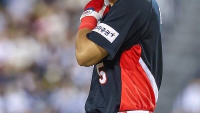 '날벼락' 김도영, 또 부상으로 교체… KIA 구단 왼쪽 햄스트링 뭉침 증세
