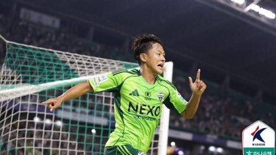 [현장 REVIEW] '중요한 순간, 슈퍼스타가 터졌다' 이승우 극장 결승골 폭발! 전북, 안양에 2-1 승리...21경기 무패 행진