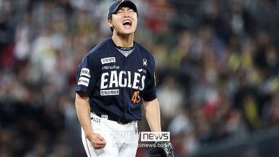 154㎞ 직구에 국대 포수 얼음, 한화 정우주 이제 필승조로 간다…더 좋은 자리에 내도 되겠다