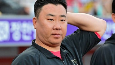 도대체 몇 개야? 꽃감독 뿔났다! 데이비슨 결승포 헌납→미팅 질책 너무 평온하게 볼 배합, 답답했어 [창원 현장]