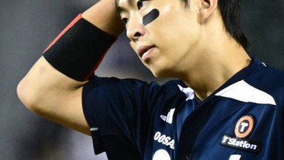 “파울타구 왜 전력으로 안 쫓나” 감독대행 뿔났다! 롯데서 온 트레이드 이적생, 3회 교체 전말 밝혀지다