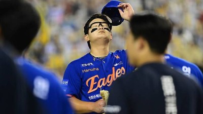흔들리는 한화 마무리? '눈물의' 161km 클로저, 이미 이글스 역사를 걷고 있다