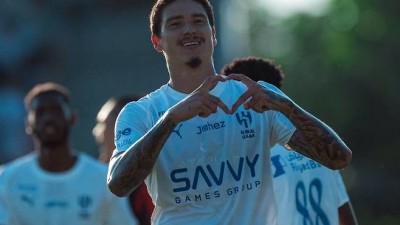 유럽 구단 6-0 대파! '이게 바로 탈아시아' 맨시티 꺾더니→유럽 휩쓴다…누네스도 데뷔골 신났다