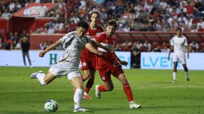 왜 다 똑같지? 손흥민도, MLS 30팀 유니폼도 전부 '이 브랜드'…이것이 미국 프로스포츠입니다