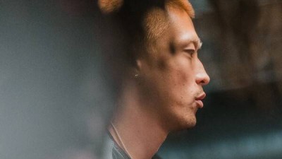 '韓 WC 최고 스타' 조규성 또또 파격 변신! 노랗게 물들인 삭발 스타일 등장...UEL 예선 복귀전 치르나