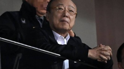 한화는 의리!…김승연 회장, 김경문 감독 1000승 축하서한+화환+선물→영원한 전설로 기억되길 [대전 현장]