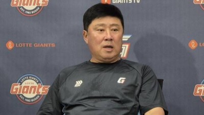롯데 최대 '위기!' '갈등설'+'항명설'까지...5연패에 가을야구 '빨간불' 켜져, 연패 끊어줄 투수가 없다