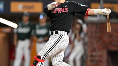 ‘19승4패’ LG 타선의 마지막 고민 사라진다, 1할타자 벼락 홈런 터지다