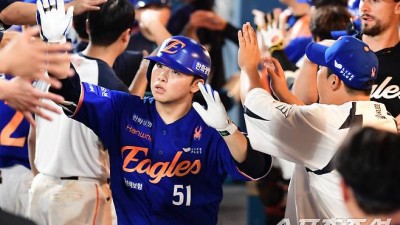 '3루타 빠진 사이클링 히트' 문현빈, '그는 누구인가' 최다 홈런, 최다안타, 타율 모두 커리어하이[창원현장]