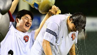 “제발 두산에 남아 달라, 떨어지기 싫다” 159km 에이스의 간곡한 부탁, ‘예비 FA’ 잠수함 얼마에 붙잡아야 할까