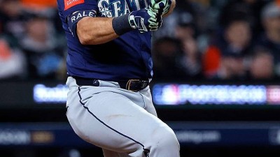 '디트로이트 관중들 자리 떴다' 시애틀 8-4 승리로 ALDS 2승 1패…랄리 가을 첫 홈런 폭발
