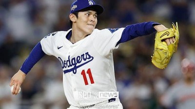 사사키 일시불로 계약금 청산, 알고 보니 가을 무적… 22⅓이닝 ERA 0이라고? 다저스는 어디까지 내다본 것인가