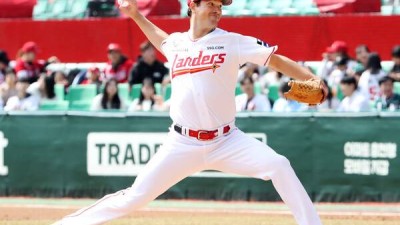 SSG 희소식 떴다… 이숭용 감독 앤더슨, 상태 호전돼 3차전 투입 가능