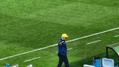 홍명보 감독에게 모자 벗고 예의 갖춘 안첼로티→66세에도 90분 내내 서 있었다...서울에서 본 명장의 품격 [SPO 현장]