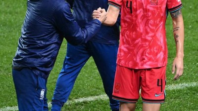 [현장인터뷰]'기나긴 90분' 홍명보 감독 감싼 치명적 실수, 김민재 브라질전 잊고 다음 경기 잘할 것 담담