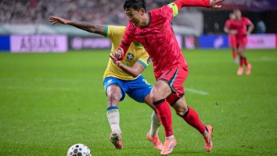 브라질보다 약해서가 아니다, 스리백을 제대로 도입 못해서 대패한 것이다