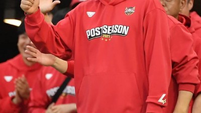 가을야구 초보 감독 맞아? '제2의 김광현' 2차전 선택부터 조기 강판까지...뚝심과 결단 대단하네