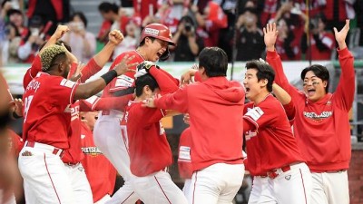 FA 영입하려다 실패 → 지명권+5000만원 투자, 이 거래가 PS 4연패를 끊었다