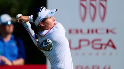 세계 1위 티띠꾼, '4퍼트 대참사' 극복…연장 5차 끝에 올해 첫 2승