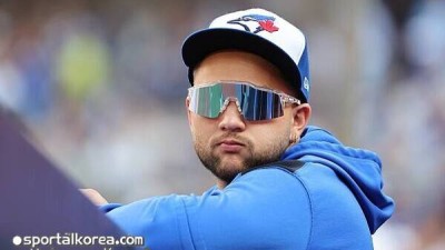 '아뿔싸' 김하성 넘는 '유격수 최대어'가 또 없어졌다…더뎌진 회복, 32년 만의 우승 노리는 토론토는 '울상'