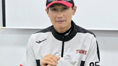 'KS 준비 한창' LG 염경엽 감독 삼성·SSG·한화까지...3팀 데이터 동시에 본다 [스춘 인터뷰]