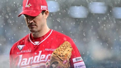 ‘장염과 비가 가을야구 망쳤다’ 245K 에이스의 초라한 퇴장, 이대로 가을야구 끝나나 [준PO]