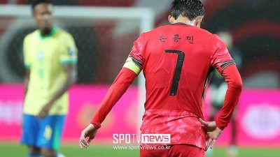 '손흥민만 민망해졌다' 파라과이전 '3만 석 이상' 미판매...최다 출전 기념식에도 불구, 티켓 절반가량 안 팔렸다