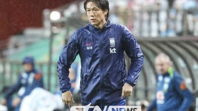 홍명보 감독 뭘 배운다는 건가? 월드컵에 배우러 나가나? 브라질전 참패 후 신문선의 일침