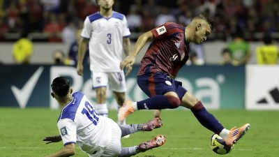 일본 경찰이 한국 라커룸에서 韓 선수 조사한 격 월드컵 예선에서 벌어진 '충격 실화'→FIFA 소송 예고