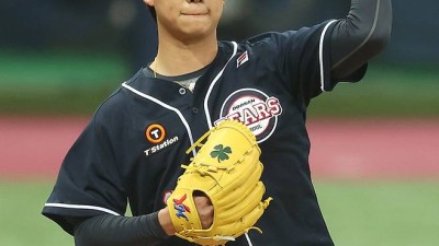 결국 116억 FA만 살아남았다…LG-두산 대형 트레이드 기대주 2명은 방출엔딩